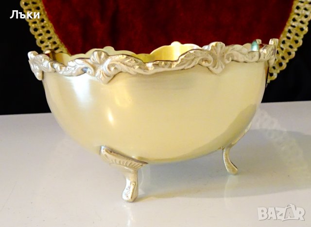 Бронзова бонбониера,барок. , снимка 5 - Антикварни и старинни предмети - 37818535