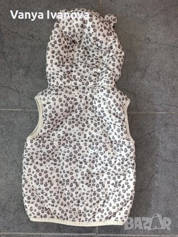 H&M шушляков елек + подарък тюрбан, снимка 3 - Бебешки якета и елеци - 49526395