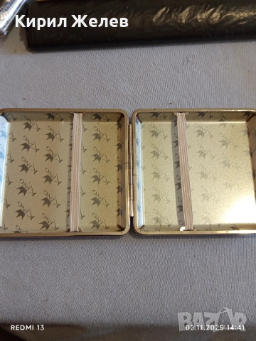 Стара метална табакера с кожа KING за КОЛЕКЦИЯ ДЕКОРАЦИЯ 48948, снимка 3 - Други ценни предмети - 52263847