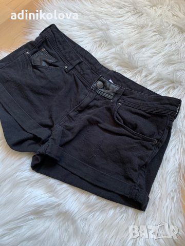 Панталонки Н&М, снимка 2 - Къси панталони и бермуди - 32959806