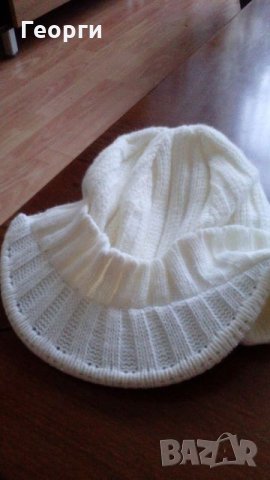 Зимна шапка, снимка 2 - Шапки, шалове и ръкавици - 27272045