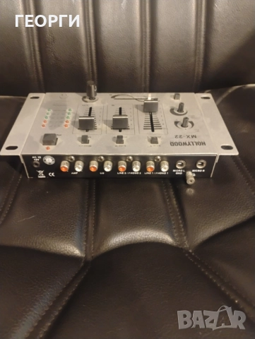 Пулт hollywood mx 22 - Малко използван, снимка 2 - Ресийвъри, усилватели, смесителни пултове - 52875580