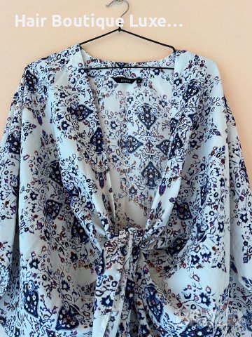 LINDEX Ефирна връхна дреха с уникален десен М размер 🤍, снимка 4 - Ризи - 44011290