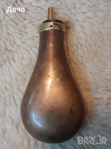 Симпатична ,Медна барутница с месингови елементи в добро и автентично състояние.Made in Italy, снимка 2 - Антикварни и старинни предмети - 48368579