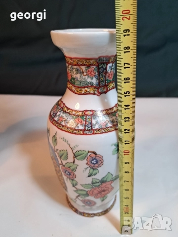 китайска порцеланова ваза 29/1, снимка 6 - Вази - 52047646