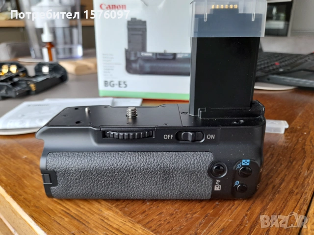 Canon грип BG-E5 за Canon EOS 450D / 1000D / Rebel XSi / Rebel XS, снимка 4 - Батерии, зарядни - 53523886