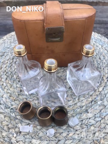 Винтидж бутилки за парфюм, снимка 3 - Антикварни и старинни предмети - 44117580