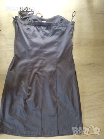 Нова сатенена рокля., снимка 3 - Рокли - 51542007