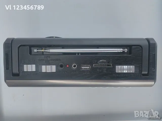 Радио с LED фенер и аналогов часовник, 4 обхвата AM/FM/SW +USB/SD MP3- Meier M-U61, снимка 5 - Радиокасетофони, транзистори - 50056099