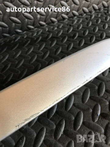 Декоративна лайсна за номер на багажник сребърна за KIA Rio (2004) 92500-FD5, снимка 3 - Части - 53285169