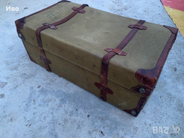 Стар куфар от 30 те год миналия век, снимка 3 - Антикварни и старинни предмети - 32535442