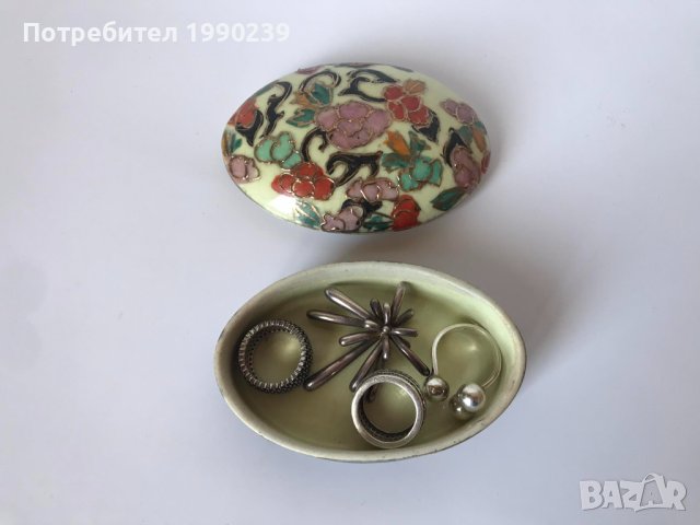 кутия за бижута - порцеланова, снимка 6 - Антикварни и старинни предмети - 43265202