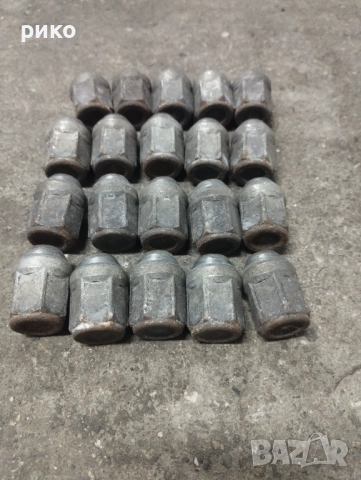 Оригинални гайки за железни и алуминиеви джанти Тойота , снимка 3 - Части - 47106396