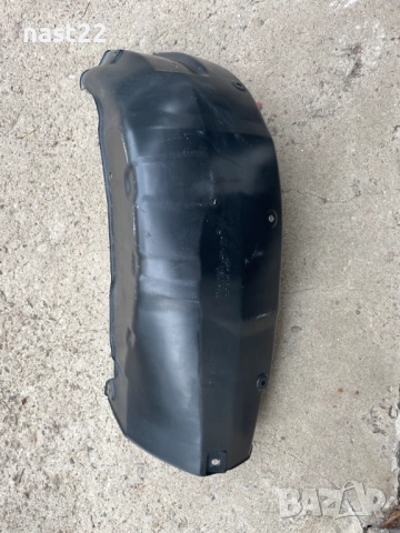 Заден десен подкалник за  Сузуки Гранд Витара 1998-2005 год 