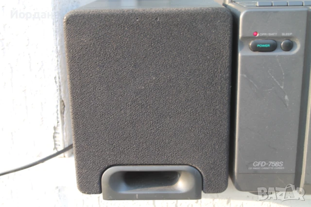 Радио ''Sony CFD 758 S Mega Bass'', снимка 2 - Радиокасетофони, транзистори - 51378662