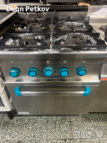 Професионална печка на газ, снимка 3 - Обзавеждане на кухня - 52218806