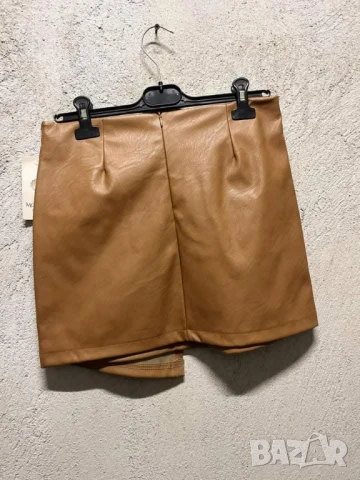 кожена пола , снимка 2 - Поли - 50949388