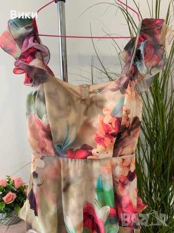 Рокля на марката Fervente , снимка 8 - Рокли - 43951572