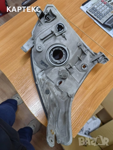 Фарове за Toyota Land Cruiser J120 комплект, снимка 2 - Части - 52803275