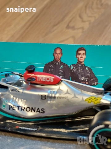 Сувенирна количка на Мерцедес от Формула 1, снимка 9 - Колекции - 53575797
