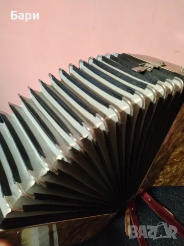 Акордеон  Barcarole/ Баркарола с калъф - 1964 г. , снимка 9 - Акордеони - 48149824