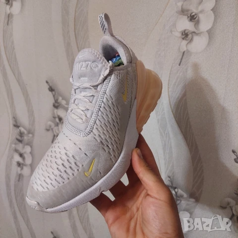 Nike Air Max 270 White Pink  номер 40 ,5-41  оригинални маратонки , снимка 11 - Маратонки - 50717863