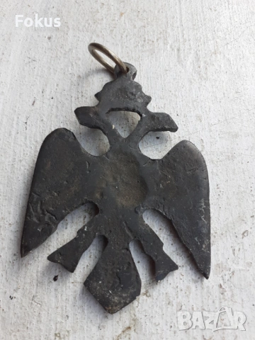 Масивен бронзов медальон двуглав орел с корона, снимка 4 - Антикварни и старинни предмети - 53385436