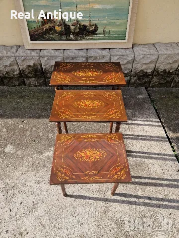 Страхотен к-т от 3 броя антикварни английски дървени масички с интарзия , снимка 2 - Антикварни и старинни предмети - 48531048