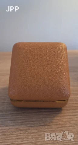 Туристически часовник с будилник EUROPE 2 JEWELS, снимка 4 - Антикварни и старинни предмети - 50999633