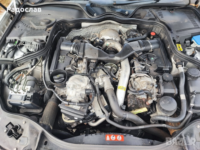 Мерцедес E 320 CDI 224 коня На Части комби, снимка 5 - Автомобили и джипове - 52436647