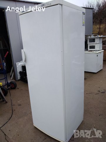 вертикален фризер, снимка 3 - Фризери - 39031549