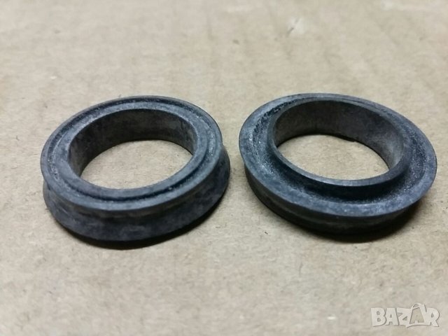 Пръстени за буталата на спирачния цилиндър на москвич , снимка 3 - Автомобили и джипове - 37911051