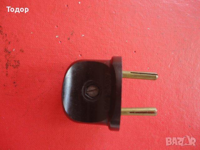 Старинен немски бакелитов щепсел 6 , снимка 6 - Антикварни и старинни предмети - 43533938