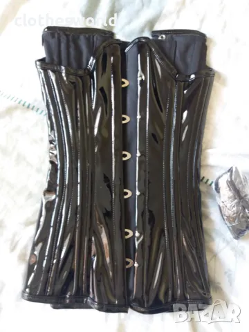 Лачен корсет с двойни метални банели, снимка 4 - Корсети, бюстиета, топове - 47496062