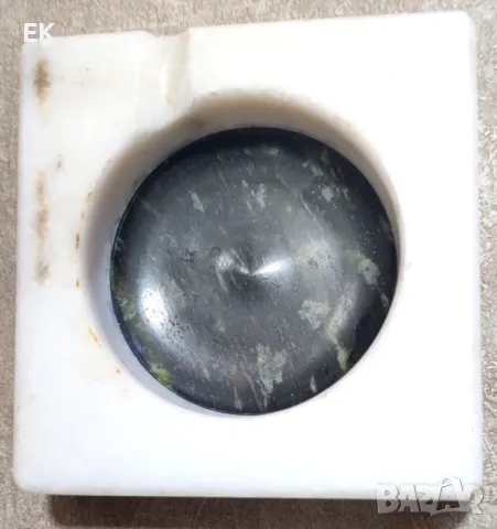 Мраморен пепелник с етикет + мраморна вазичка (свещник), снимка 2 - Декорация за дома - 49414072