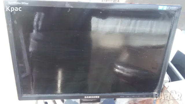 над 10 броя монитори