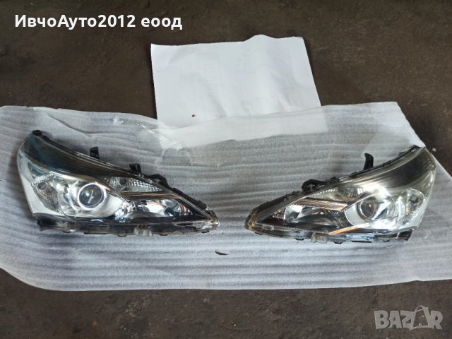 Фарове ляв и десен Toyota verso 2013+ оригинални , снимка 1 - Части - 37594336