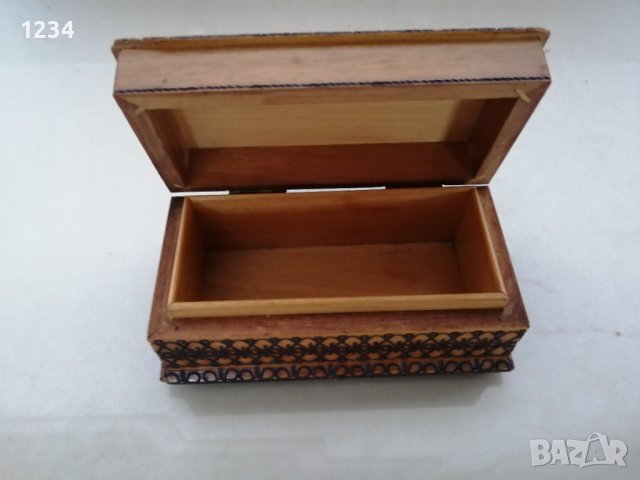 Дървена кутия 11.5 х 6 h 5.5 см. , снимка 2 - Други стоки за дома - 37402355
