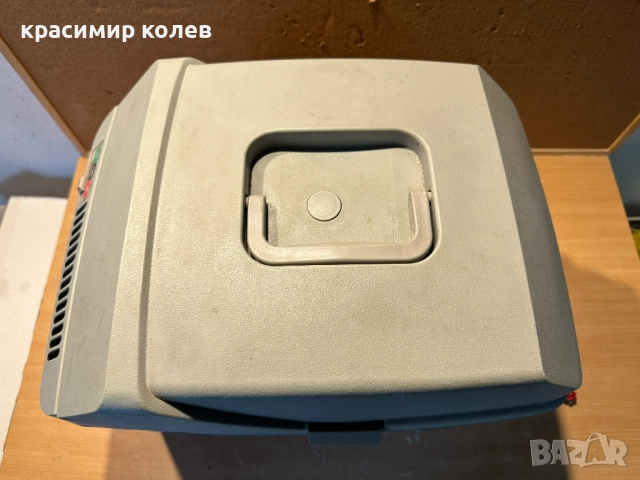 немска хладилна чанта "WAECO"/12 V/, снимка 6 - Хладилни чанти - 52315707