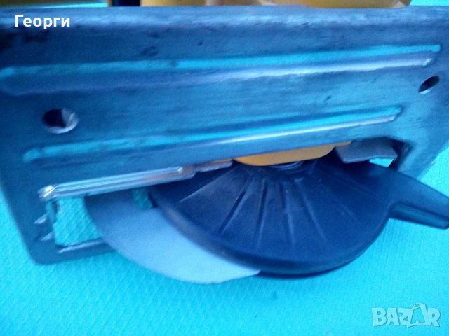 DeWALT 14.4V ръчен циркуляр тяло/боди, снимка 5 - Други инструменти - 39597959