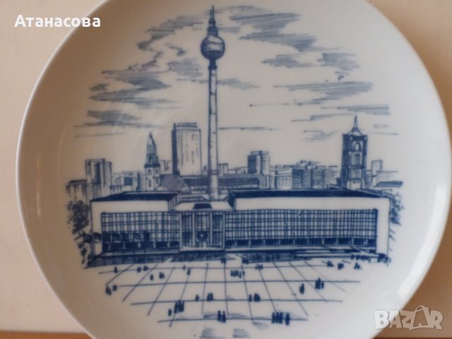 Немска порцеланова чиния за стена кобалт с кутия Валендорф 1970 г, снимка 2 - Антикварни и старинни предмети - 43734604