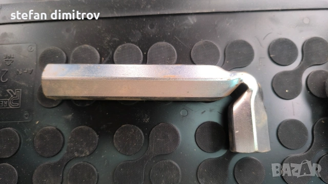 Г образни ключове Facom France, снимка 5 - Гедорета - 53487923