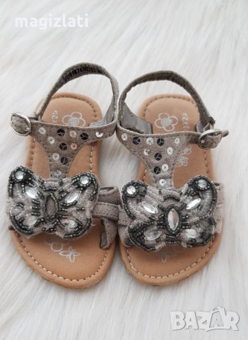 Детски сандали Next №19, снимка 8 - Детски сандали и чехли - 32889109