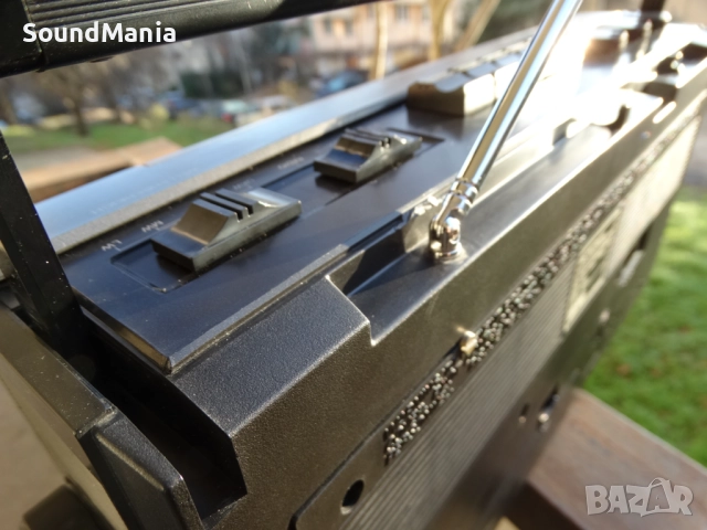 LOEWE RS700 Stereo ..., снимка 8 - Радиокасетофони, транзистори - 52770960