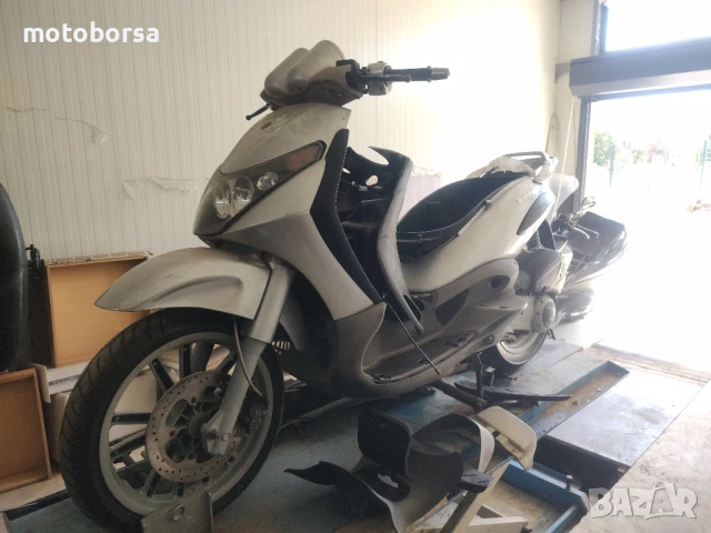Piaggio Beverly 200 На ЧАСТИ , снимка 4 - Части - 50842811