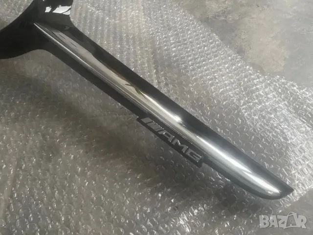 AMG ЛАЙСНА ЕМБЛЕМА  РЕШЕТКА W205 C CLASS АМГ, снимка 4 - Части - 48244033