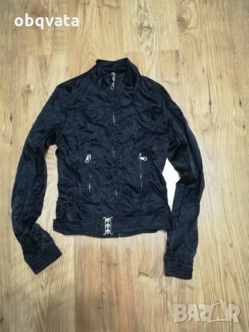 Черно яке пролет/есен