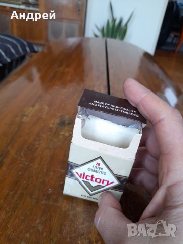 Стара кутия от цигари Victory, снимка 6 - Други ценни предмети - 39579167