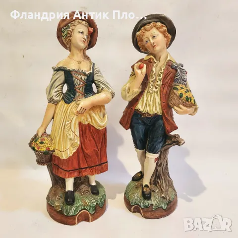 Ръчно рисувана статуетка на селска девойка, снимка 7 - Статуетки - 49099602