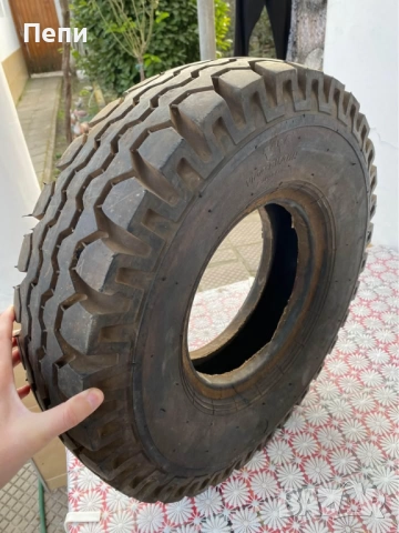 Задна гума за мотокар, снимка 2 - Селскостопанска техника - 52457656
